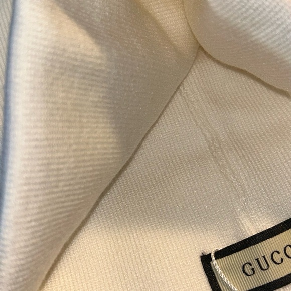 Gucci Cream Beanie with Red and Black Stripes - Picture 4 of 5